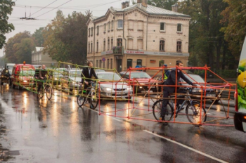 Stepienybarno- Ciclistas- automóviles