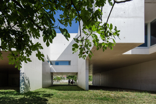 stepienybarno-stepien-y-barno-arquitectura-proyectodeldía-alvaro-siza-spanish-architects-joao-morgado-2